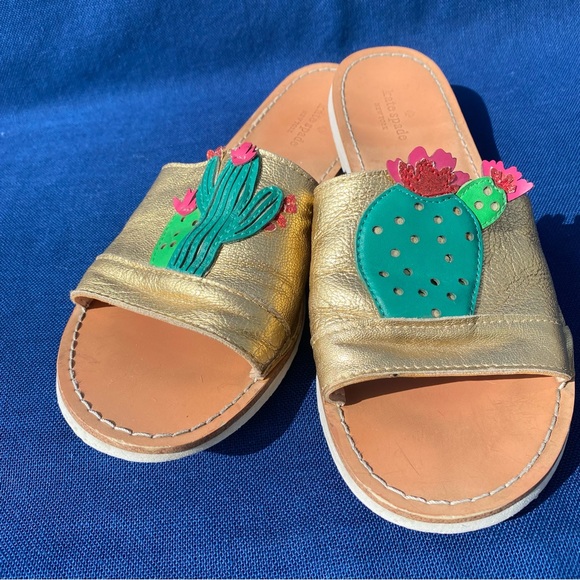 Kate Spade Cactus ๐ต Leather Slides - Picture 10 of 13